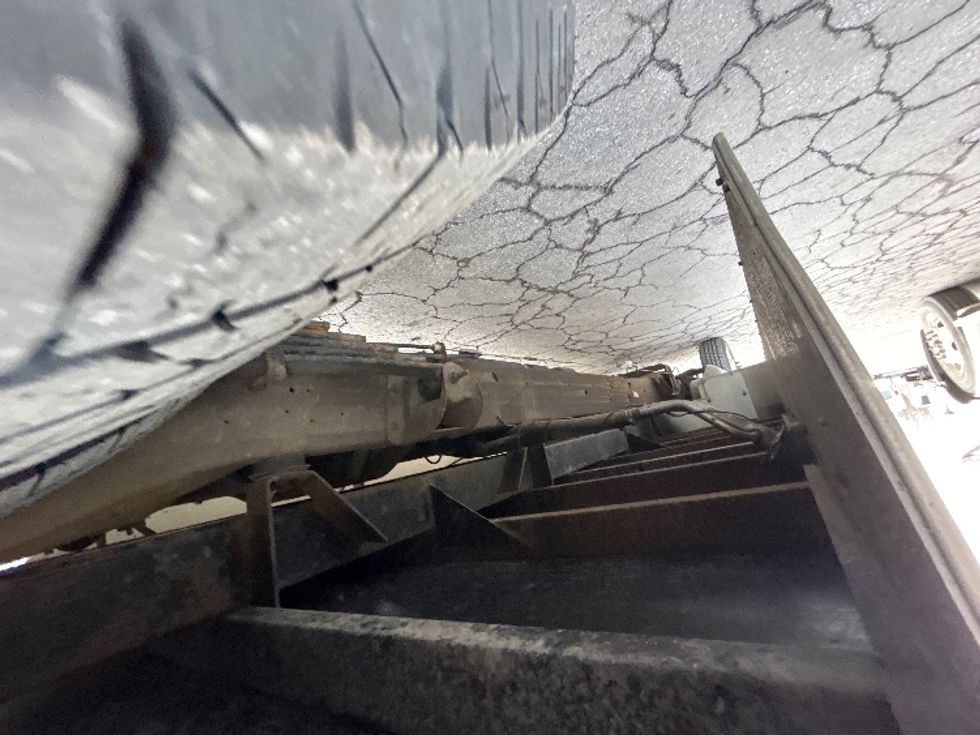 Light Duty Box Truck-Light and Medium Duty Trucks-GMC-2021-Savana G33903-Liverpool-NY-100,345\n\t\tmiles-$ 27,750 - Image 5