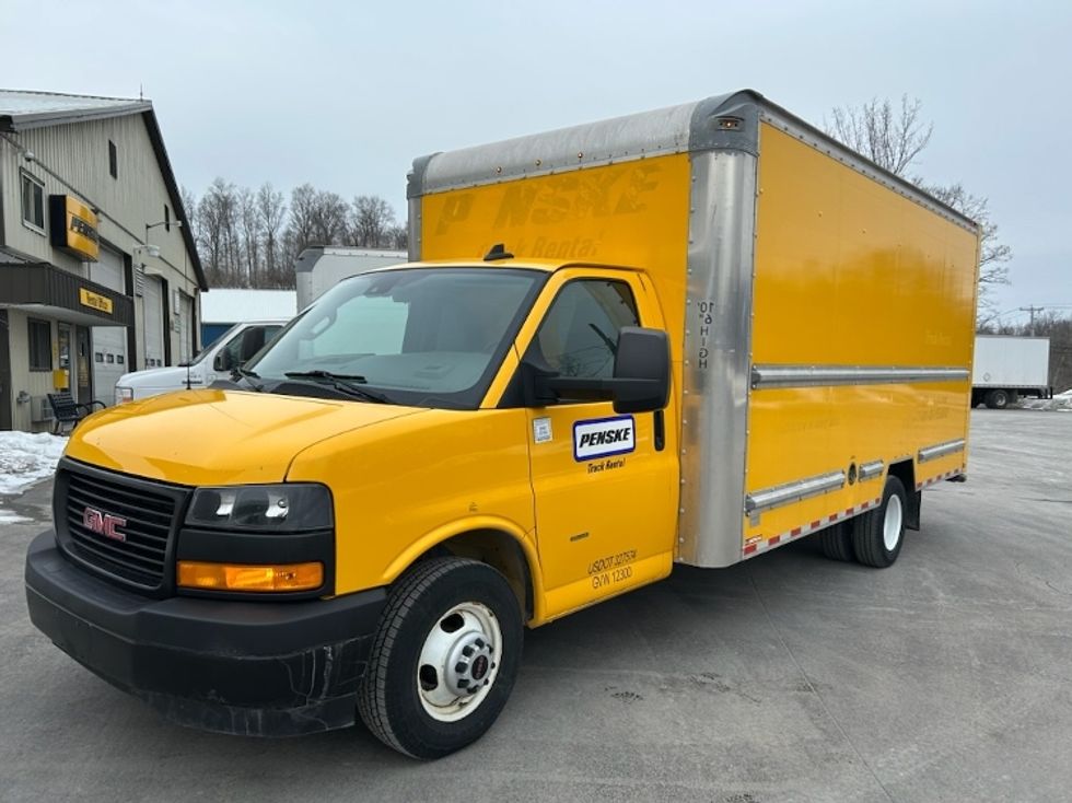 Light Duty Box Truck-Light and Medium Duty Trucks-GMC-2021-Savana G33903-Liverpool-NY-86,924\n\t\tmiles-$ 28,500 - Image 3