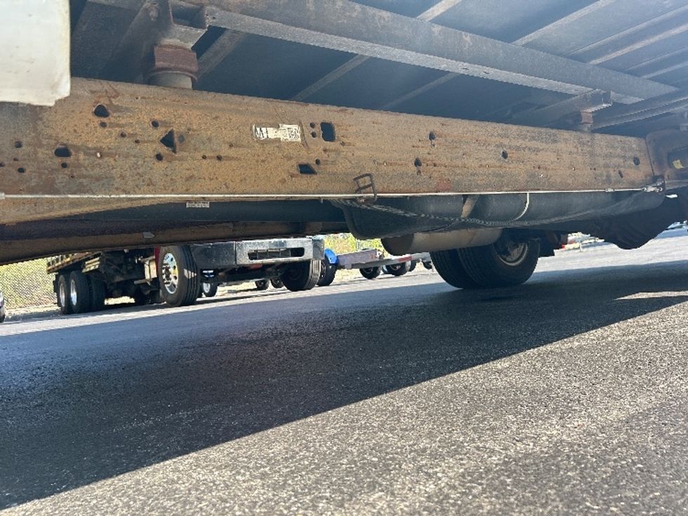 Light Duty Box Truck-Light and Medium Duty Trucks-GMC-2021-Savana G33903-Londonderry-NH-107,671\n\t\tmiles-$ 26,000 - Image 5