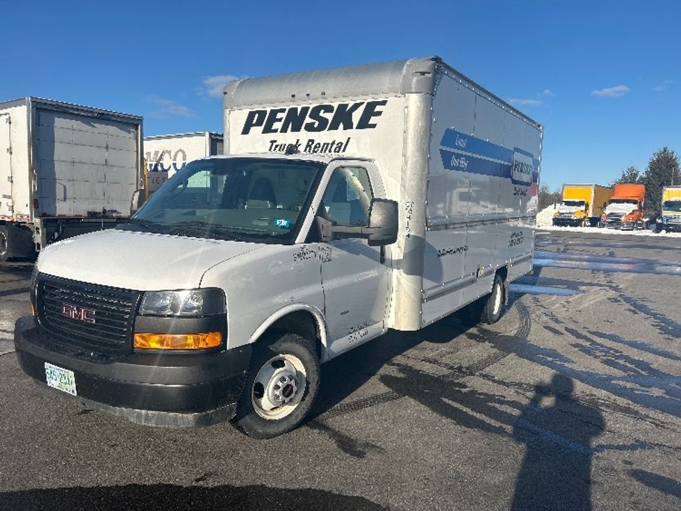 Light Duty Box Truck-Light and Medium Duty Trucks-GMC-2021-Savana G33903-Londonderry-NH-109,686\n\t\tmiles-$ 26,750 - Image 1
