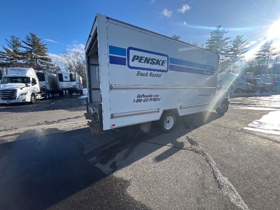 Light Duty Box Truck-Light and Medium Duty Trucks-GMC-2021-Savana G33903-Londonderry-NH-109,686\n\t\tmiles-$ 26,750 - Image 11