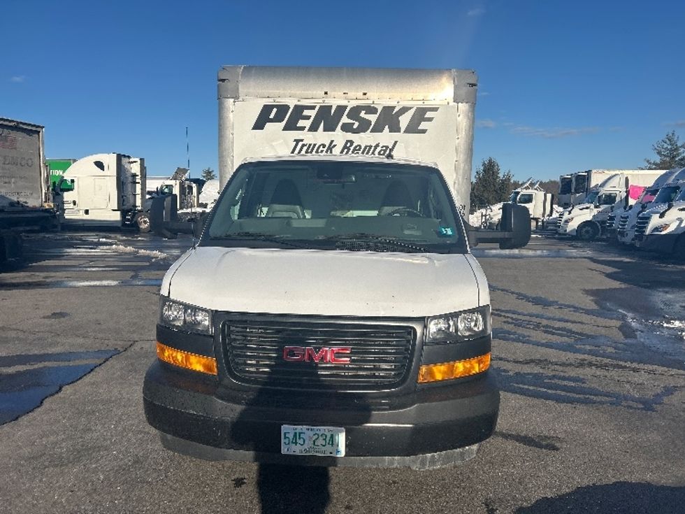 Light Duty Box Truck-Light and Medium Duty Trucks-GMC-2021-Savana G33903-Londonderry-NH-109,686\n\t\tmiles-$ 26,750 - Image 2