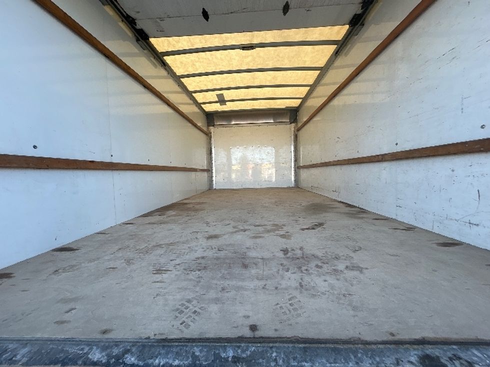 Light Duty Box Truck-Light and Medium Duty Trucks-GMC-2021-Savana G33903-Londonderry-NH-109,686\n\t\tmiles-$ 26,750 - Image 8