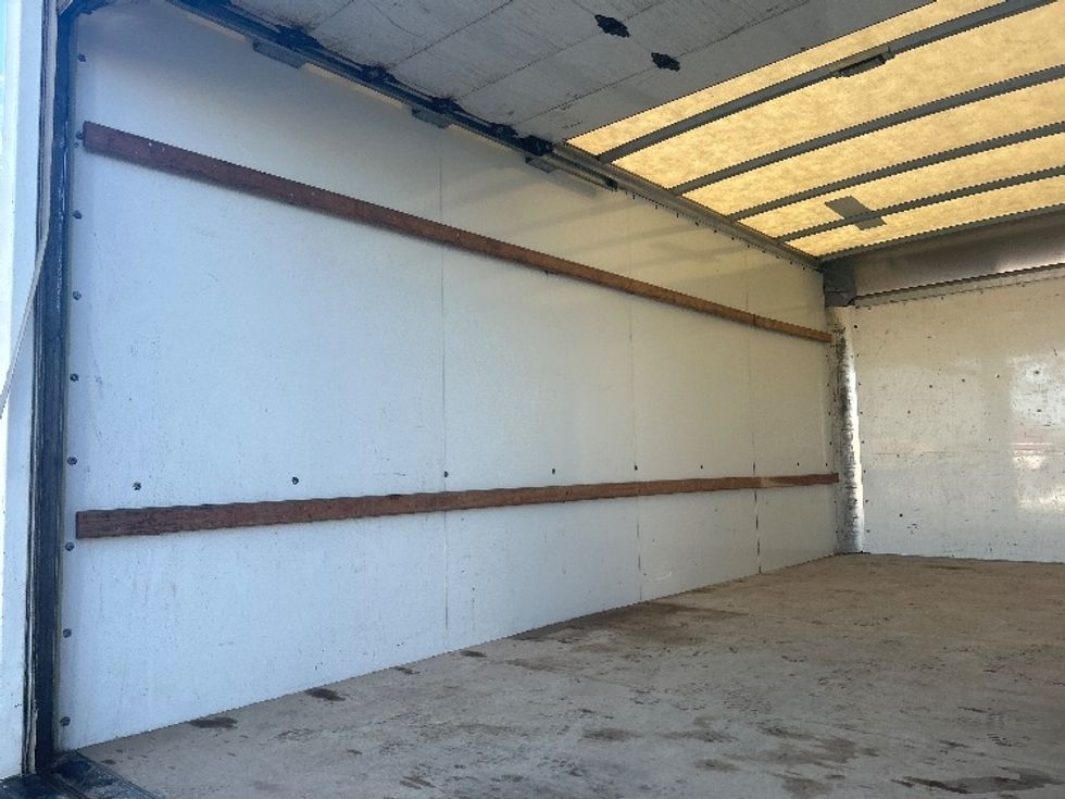 Light Duty Box Truck-Light and Medium Duty Trucks-GMC-2021-Savana G33903-Londonderry-NH-109,686\n\t\tmiles-$ 26,750 - Image 9