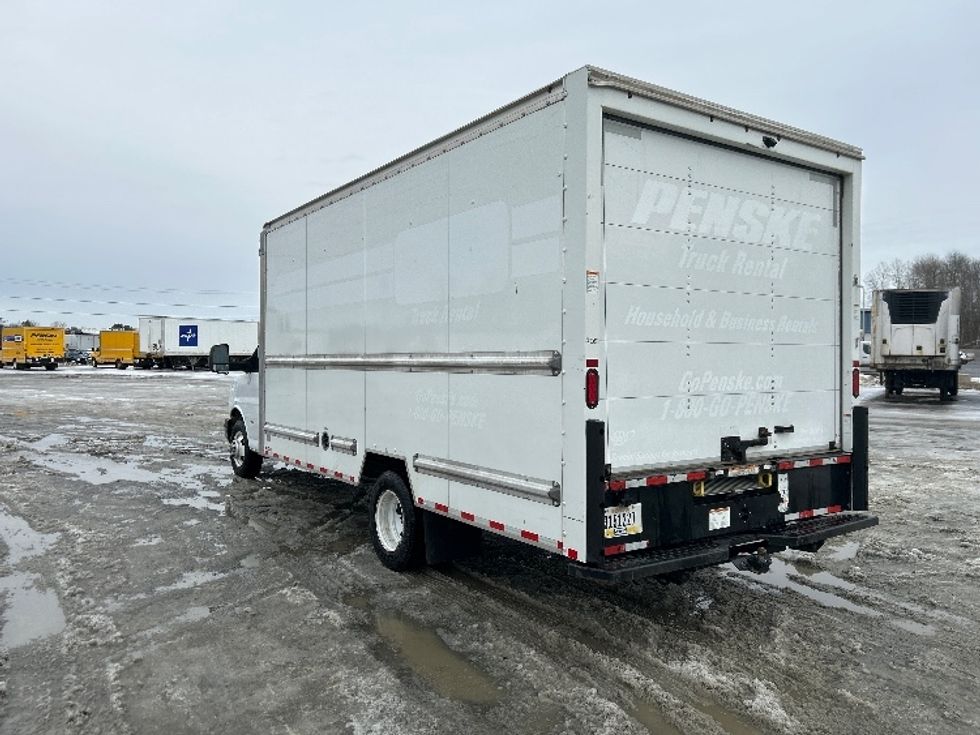 Light Duty Box Truck-Light and Medium Duty Trucks-GMC-2021-Savana G33903-Londonderry-NH-115,579\n\t\tmiles-$ 26,000 - Image 6