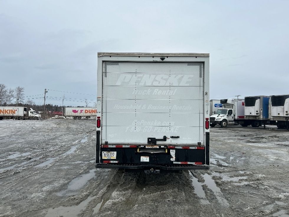 Light Duty Box Truck-Light and Medium Duty Trucks-GMC-2021-Savana G33903-Londonderry-NH-115,579\n\t\tmiles-$ 26,000 - Image 7