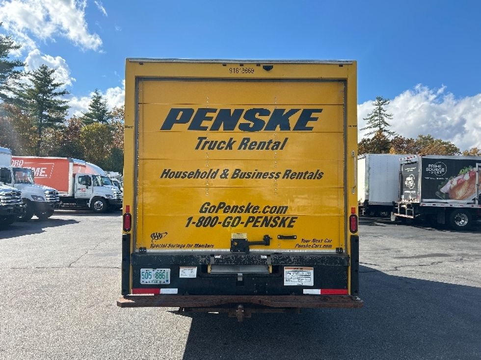 Light Duty Box Truck-Light and Medium Duty Trucks-GMC-2021-Savana G33903-Londonderry-NH-121,119\n\t\tmiles-$ 22,750 - Image 7