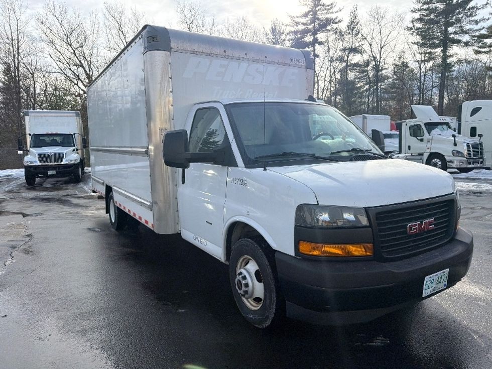 Light Duty Box Truck-Light and Medium Duty Trucks-GMC-2021-Savana G33903-Londonderry-NH-87,122\n\t\tmiles-$ 29,000 - Image 1