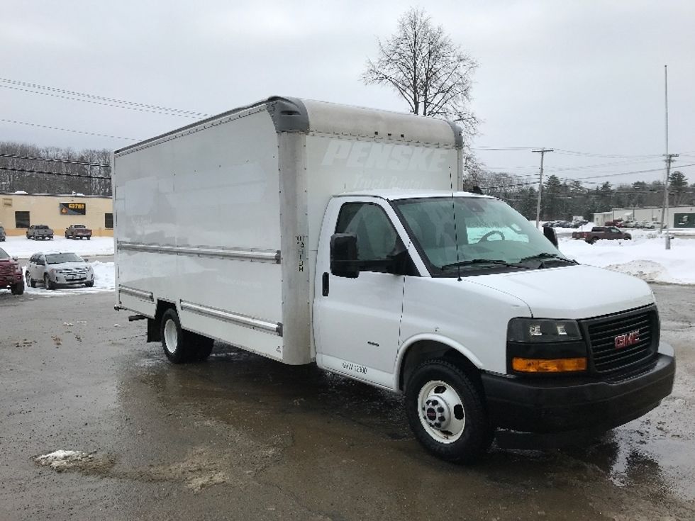 Light Duty Box Truck-Light and Medium Duty Trucks-GMC-2021-Savana G33903-Londonderry-NH-95,300\n\t\tmiles-$ 28,250 - Image 1