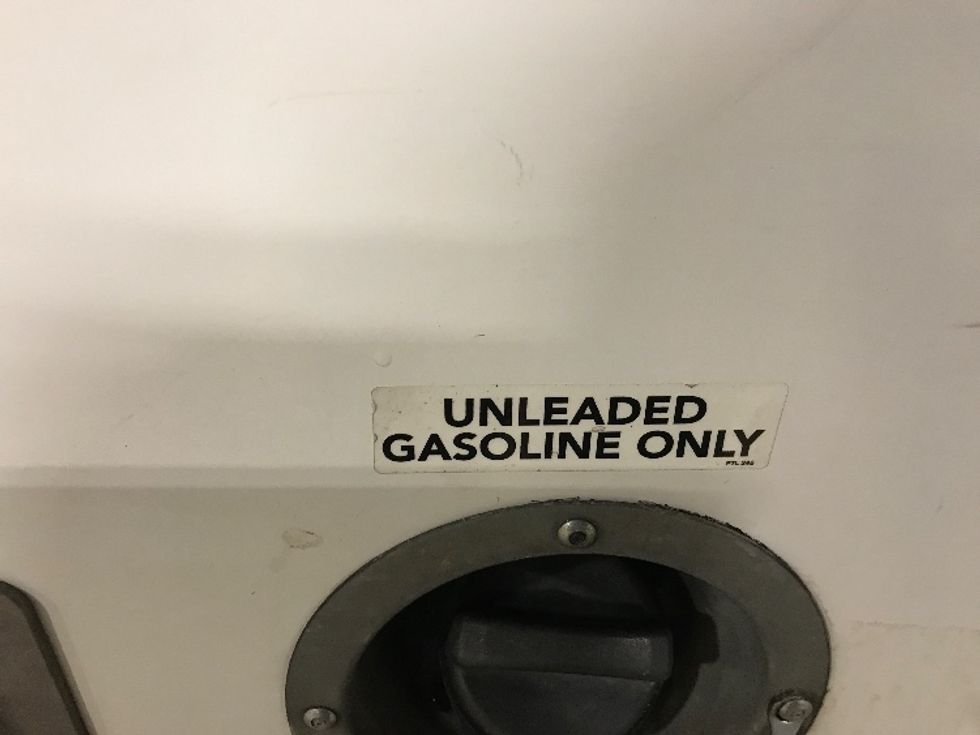 Light Duty Box Truck-Light and Medium Duty Trucks-GMC-2021-Savana G33903-Londonderry-NH-95,300\n\t\tmiles-$ 28,250 - Image 25