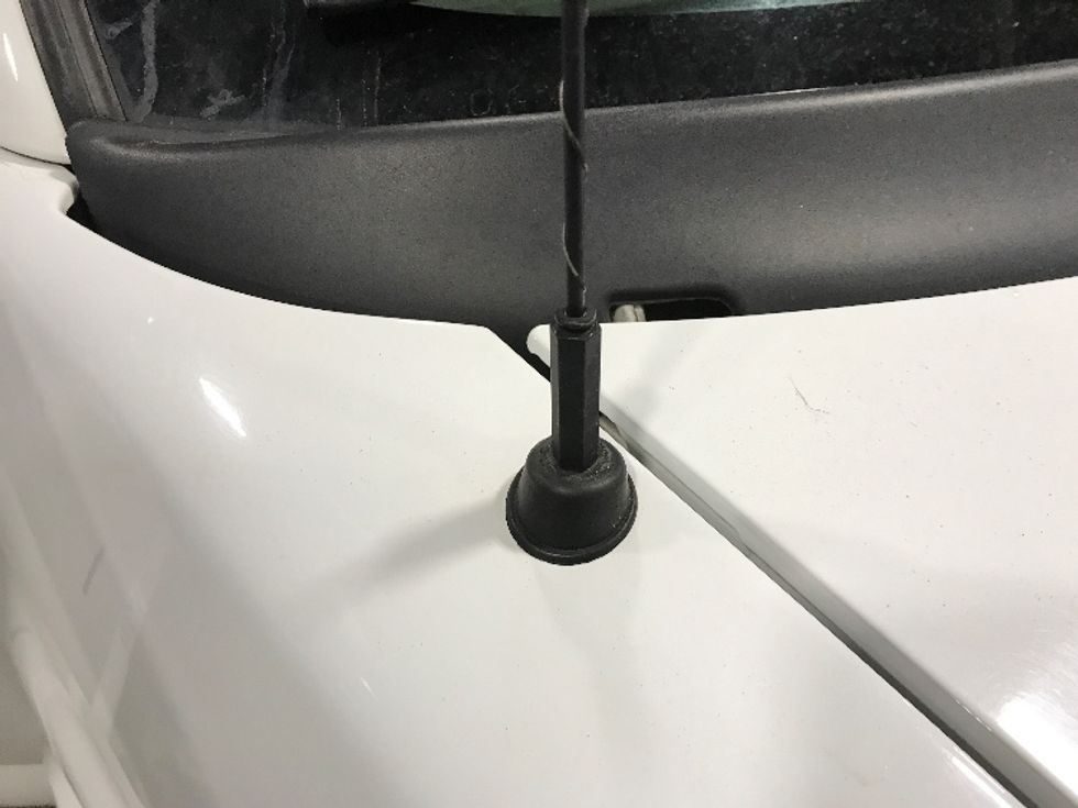 Light Duty Box Truck-Light and Medium Duty Trucks-GMC-2021-Savana G33903-Londonderry-NH-95,300\n\t\tmiles-$ 28,250 - Image 26