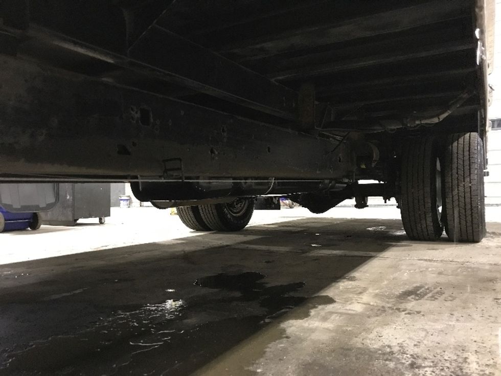 Light Duty Box Truck-Light and Medium Duty Trucks-GMC-2021-Savana G33903-Londonderry-NH-95,300\n\t\tmiles-$ 28,250 - Image 5