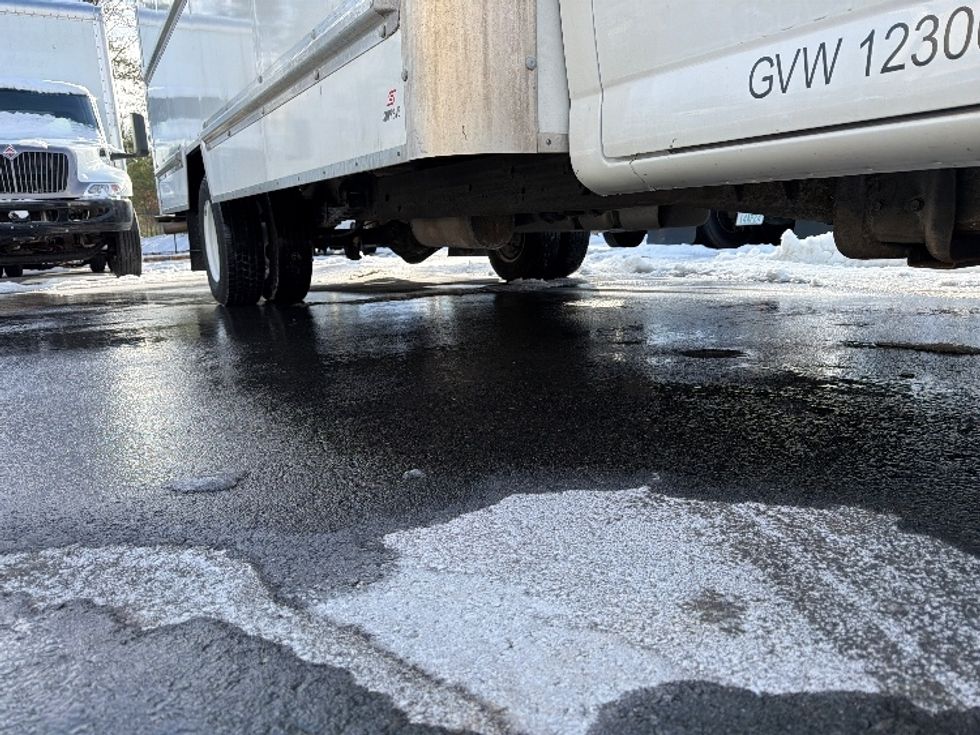 Light Duty Box Truck-Light and Medium Duty Trucks-GMC-2021-Savana G33903-Londonderry-NH-99,752\n\t\tmiles-$ 27,750 - Image 14