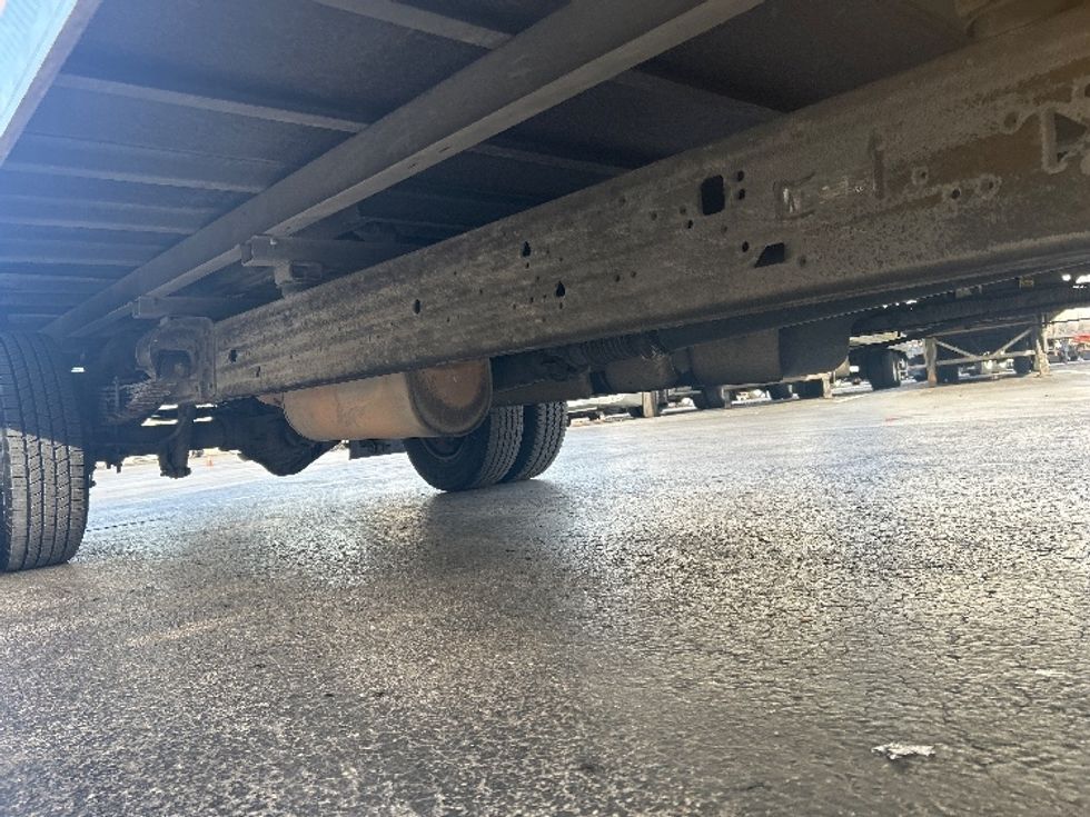 Light Duty Box Truck-Light and Medium Duty Trucks-GMC-2021-Savana G33903-Louisville-KY-104,256\n\t\tmiles-$ 25,000 - Image 14