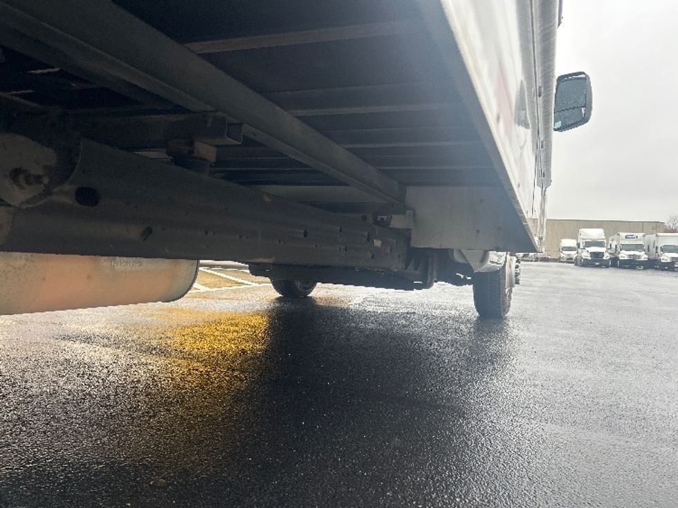 Light Duty Box Truck-Light and Medium Duty Trucks-GMC-2021-Savana G33903-Louisville-KY-104,508\n\t\tmiles-$ 28,500 - Image 13