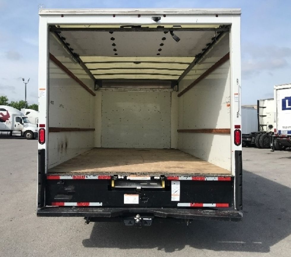 Light Duty Box Truck-Light and Medium Duty Trucks-GMC-2021-Savana G33903-Louisville-KY-104,508\n\t\tmiles-$ 28,500 - Image 8