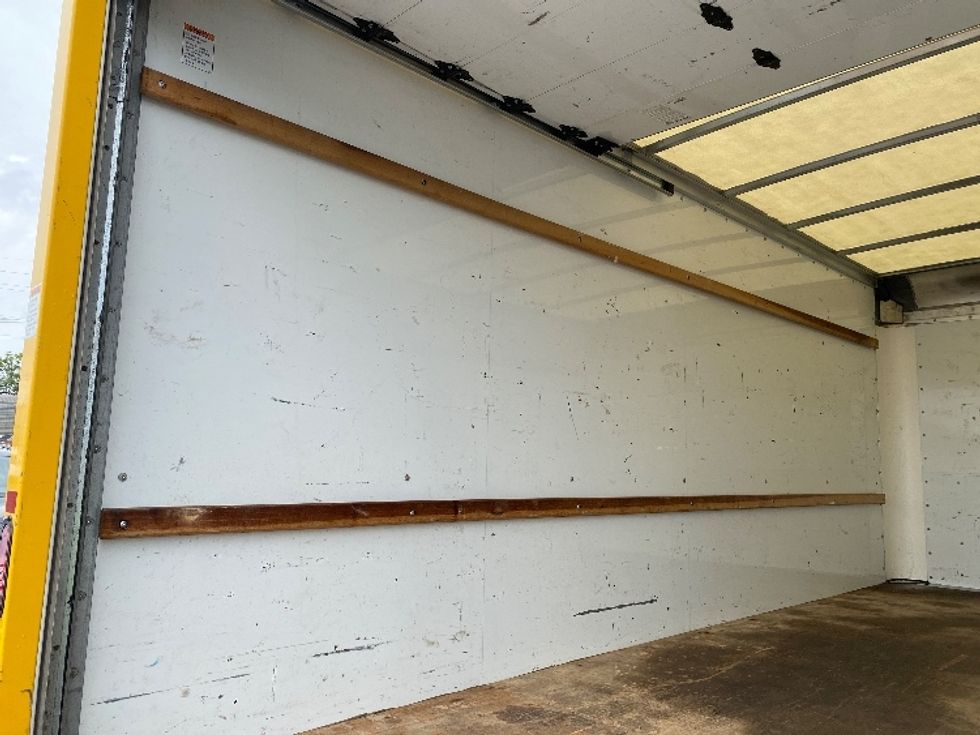 Light Duty Box Truck-Light and Medium Duty Trucks-GMC-2021-Savana G33903-Louisville-KY-106,061\n\t\tmiles-$ 22,500 - Image 10