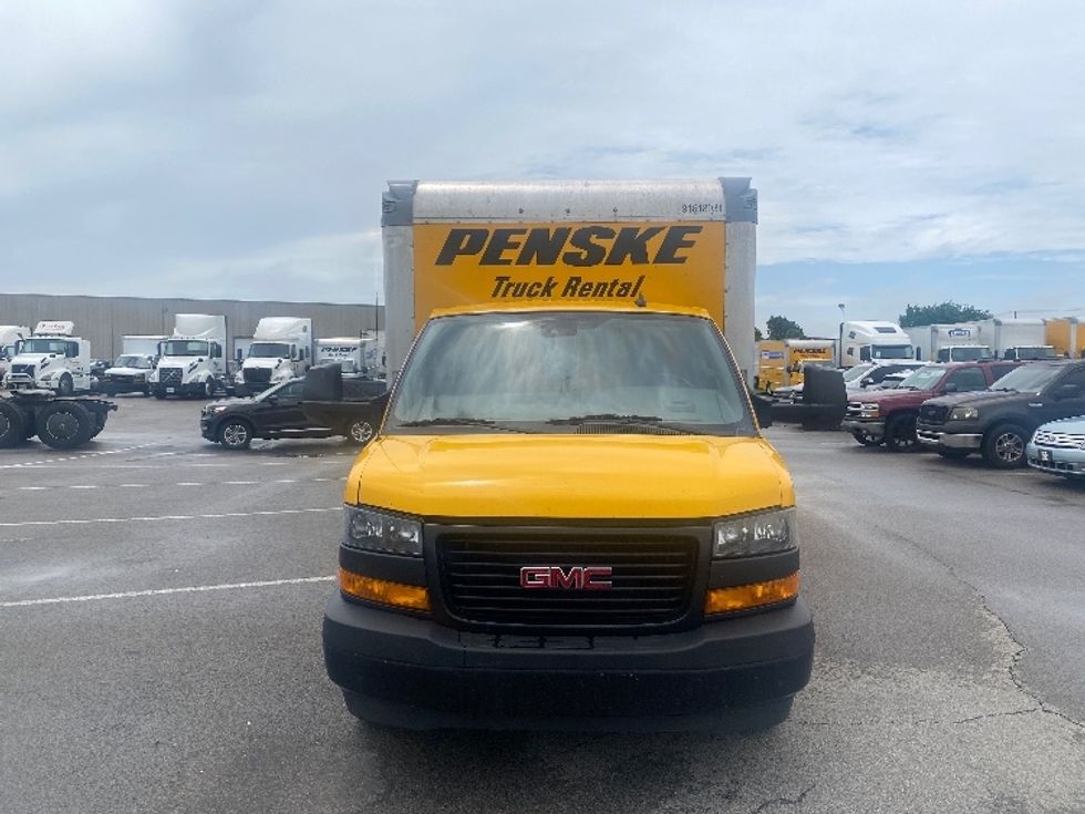 Light Duty Box Truck-Light and Medium Duty Trucks-GMC-2021-Savana G33903-Louisville-KY-106,061\n\t\tmiles-$ 22,500 - Image 2