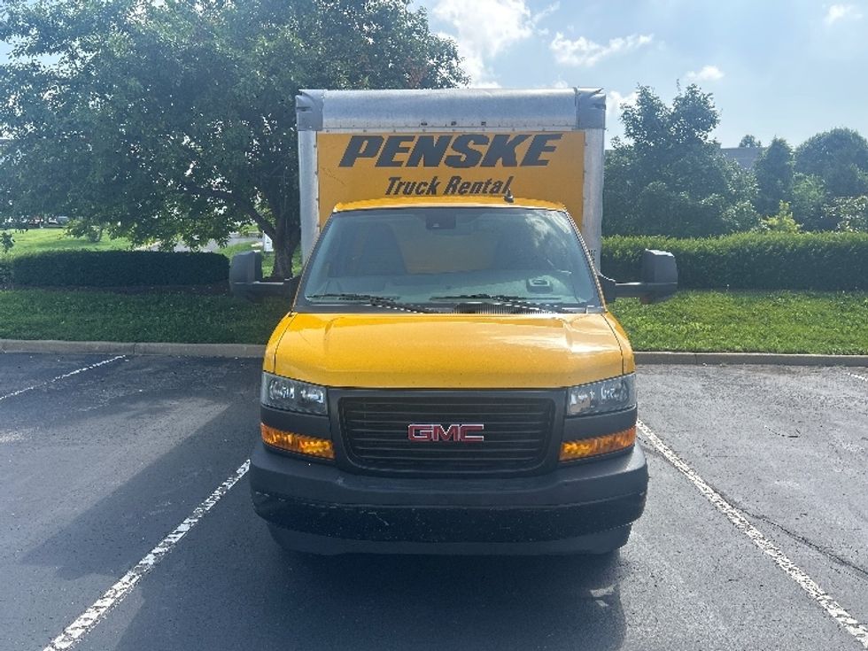 Light Duty Box Truck-Light and Medium Duty Trucks-GMC-2021-Savana G33903-Louisville-KY-115,870\n\t\tmiles-$ 23,000 - Image 2