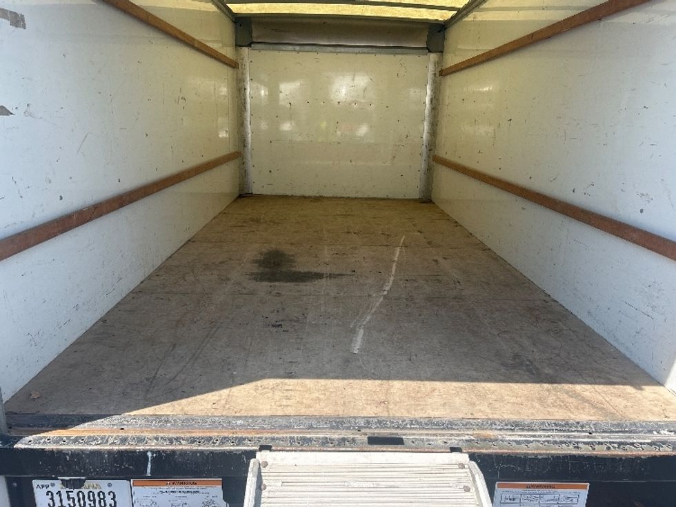 Light Duty Box Truck-Light and Medium Duty Trucks-GMC-2021-Savana G33903-Louisville-KY-66,703\n\t\tmiles-$ 33,750 - Image 10