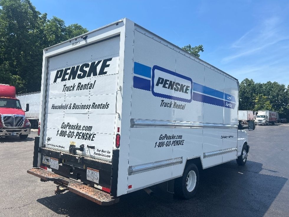 Light Duty Box Truck-Light and Medium Duty Trucks-GMC-2021-Savana G33903-Louisville-KY-66,703\n\t\tmiles-$ 33,750 - Image 13