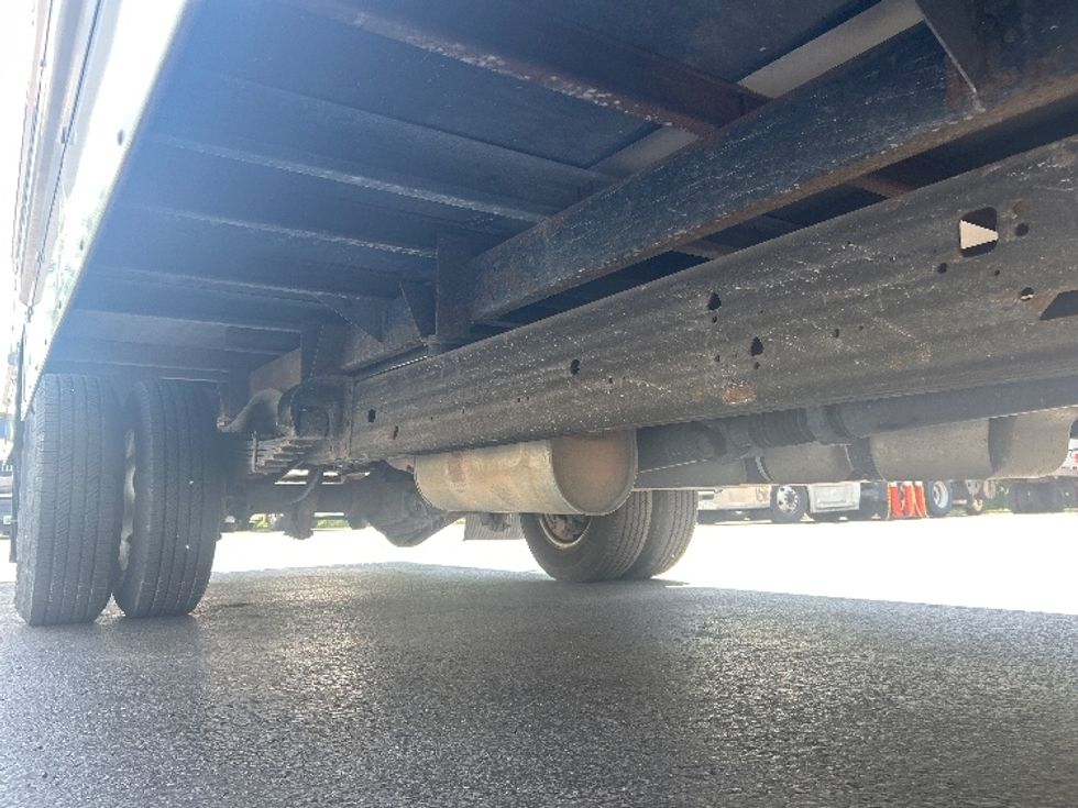 Light Duty Box Truck-Light and Medium Duty Trucks-GMC-2021-Savana G33903-Louisville-KY-66,703\n\t\tmiles-$ 33,750 - Image 14