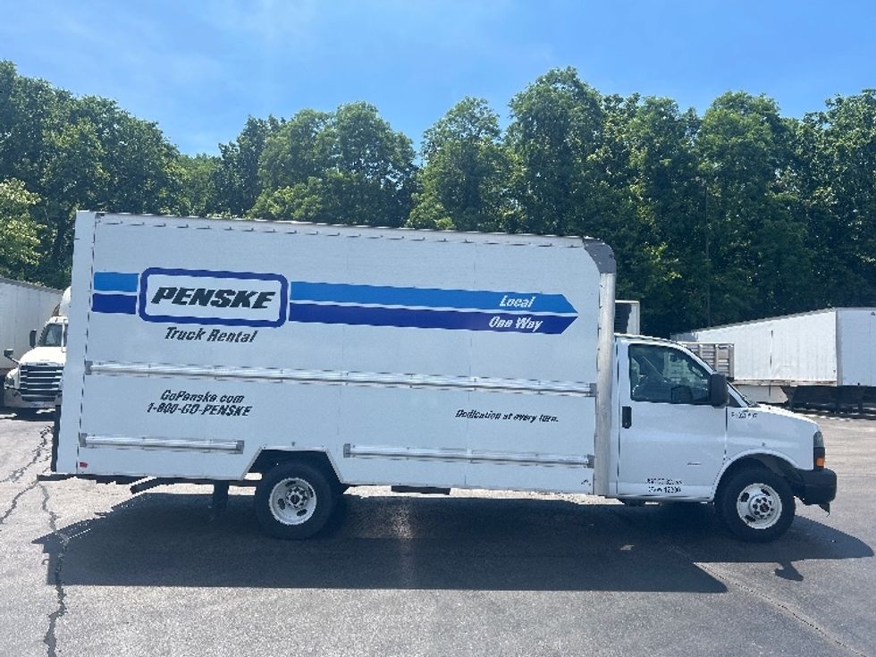 Light Duty Box Truck-Light and Medium Duty Trucks-GMC-2021-Savana G33903-Louisville-KY-66,703\n\t\tmiles-$ 33,750 - Image 15