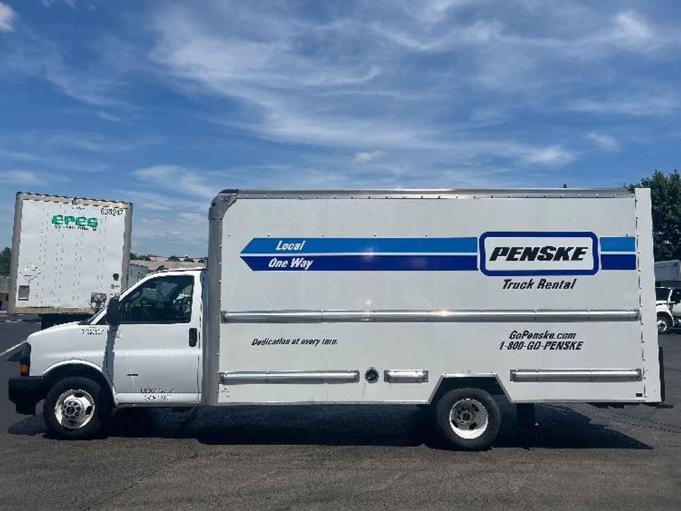 Light Duty Box Truck-Light and Medium Duty Trucks-GMC-2021-Savana G33903-Louisville-KY-66,703\n\t\tmiles-$ 33,750 - Image 4