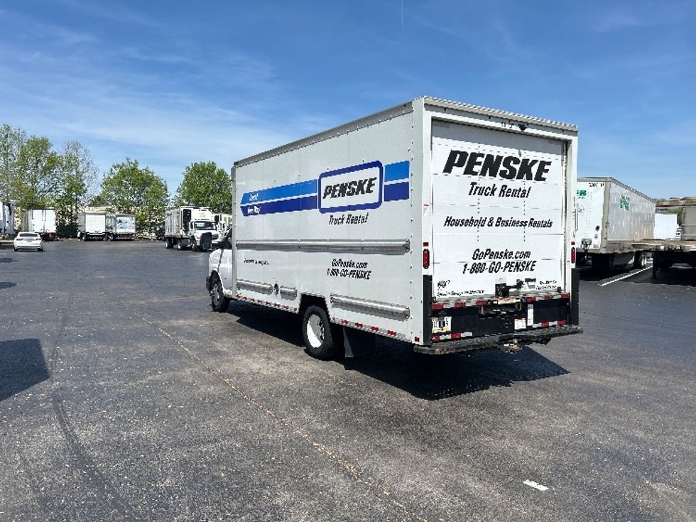 Light Duty Box Truck-Light and Medium Duty Trucks-GMC-2021-Savana G33903-Louisville-KY-69,399\n\t\tmiles-$ 33,000 - Image 6