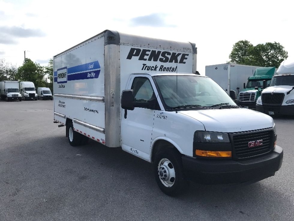 Light Duty Box Truck-Light and Medium Duty Trucks-GMC-2021-Savana G33903-Louisville-KY-74,299\n\t\tmiles-$ 32,250 - Image 1