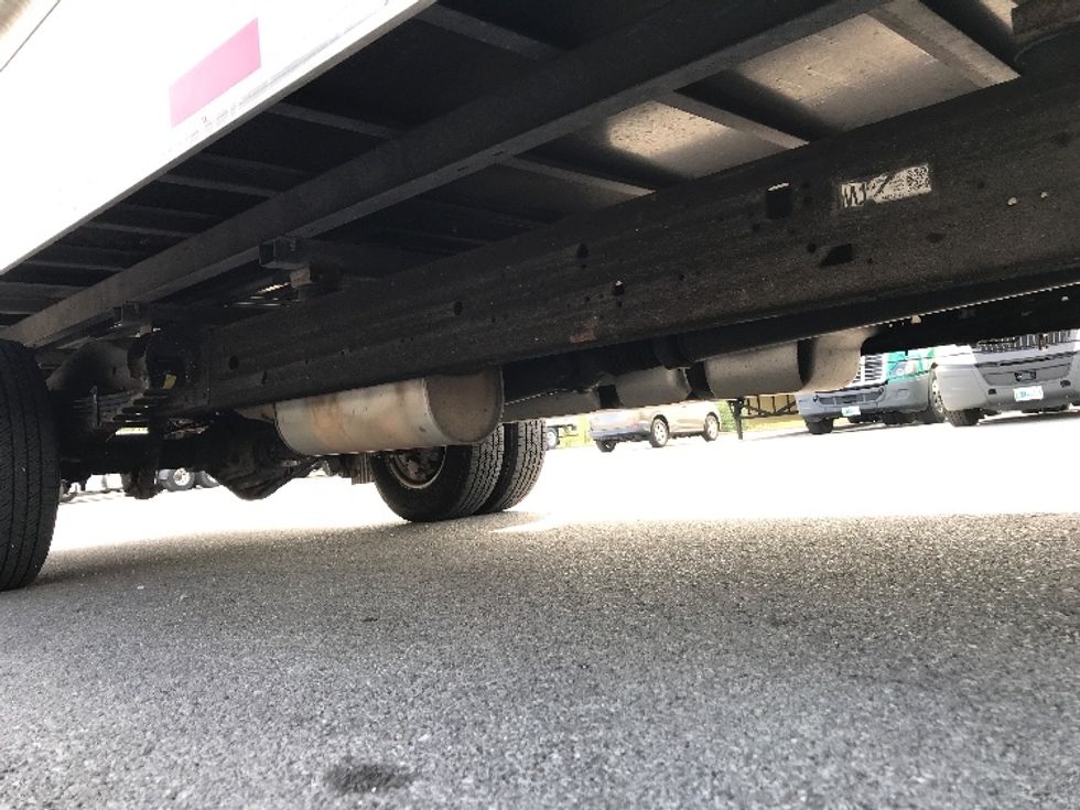 Light Duty Box Truck-Light and Medium Duty Trucks-GMC-2021-Savana G33903-Louisville-KY-74,299\n\t\tmiles-$ 32,250 - Image 13