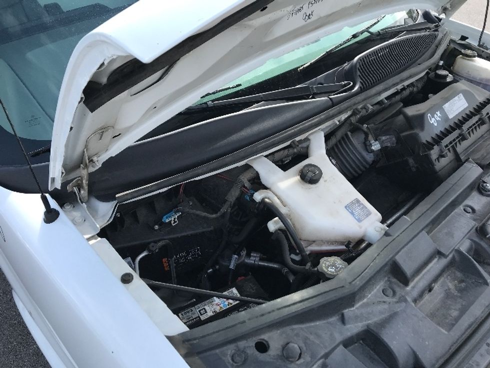 Light Duty Box Truck-Light and Medium Duty Trucks-GMC-2021-Savana G33903-Louisville-KY-74,299\n\t\tmiles-$ 32,250 - Image 22