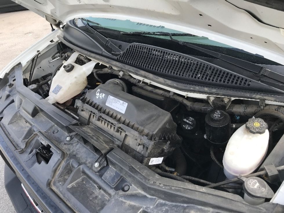 Light Duty Box Truck-Light and Medium Duty Trucks-GMC-2021-Savana G33903-Louisville-KY-74,299\n\t\tmiles-$ 32,250 - Image 23