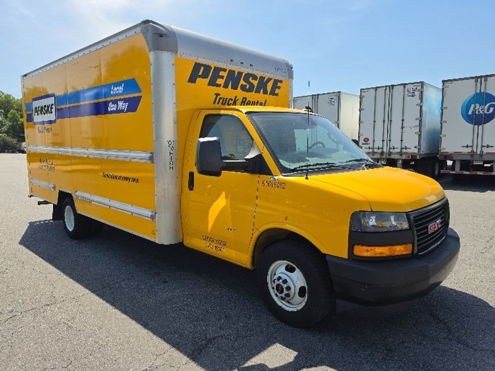 Light Duty Box Truck-Light and Medium Duty Trucks-GMC-2021-Savana G33903-Louisville-KY-94,952\n\t\tmiles-$ 26,500 - Image 1