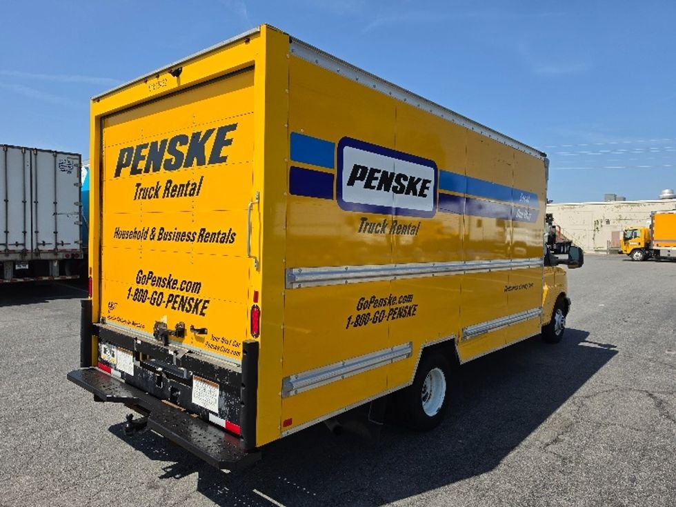 Light Duty Box Truck-Light and Medium Duty Trucks-GMC-2021-Savana G33903-Louisville-KY-94,952\n\t\tmiles-$ 26,500 - Image 13
