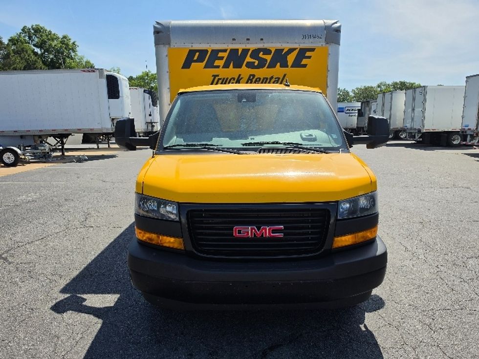 Light Duty Box Truck-Light and Medium Duty Trucks-GMC-2021-Savana G33903-Louisville-KY-94,952\n\t\tmiles-$ 26,500 - Image 2