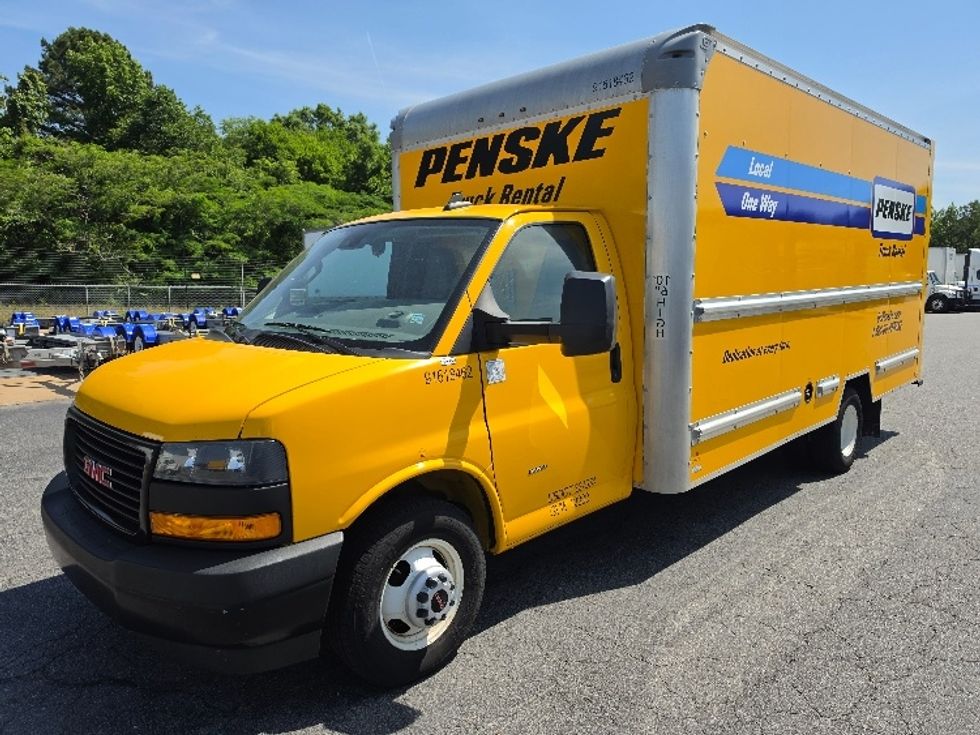 Light Duty Box Truck-Light and Medium Duty Trucks-GMC-2021-Savana G33903-Louisville-KY-94,952\n\t\tmiles-$ 26,500 - Image 3