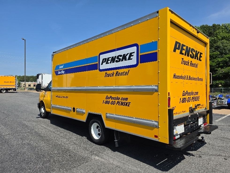 Light Duty Box Truck-Light and Medium Duty Trucks-GMC-2021-Savana G33903-Louisville-KY-94,952\n\t\tmiles-$ 26,500 - Image 6