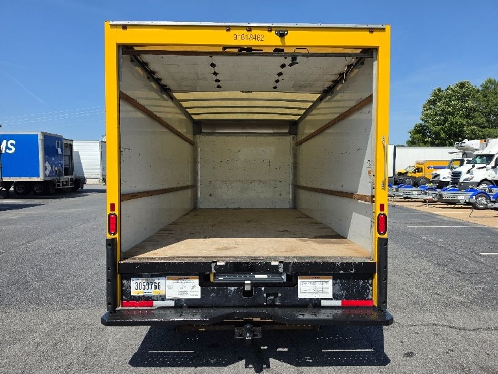 Light Duty Box Truck-Light and Medium Duty Trucks-GMC-2021-Savana G33903-Louisville-KY-94,952\n\t\tmiles-$ 26,500 - Image 8