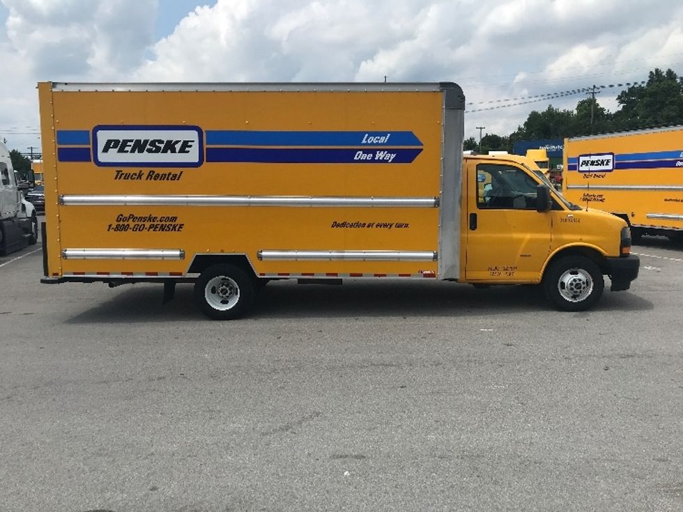 Light Duty Box Truck-Light and Medium Duty Trucks-GMC-2021-Savana G33903-Louisville-KY-95,691\n\t\tmiles-$ 26,250 - Image 15
