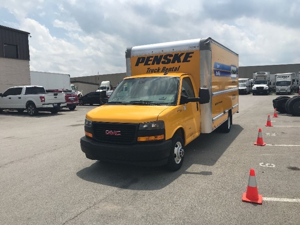 Light Duty Box Truck-Light and Medium Duty Trucks-GMC-2021-Savana G33903-Louisville-KY-95,691\n\t\tmiles-$ 26,250 - Image 3