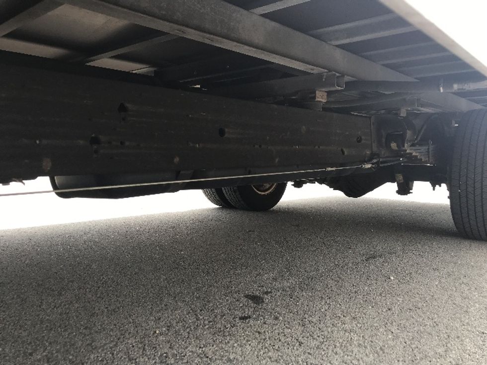 Light Duty Box Truck-Light and Medium Duty Trucks-GMC-2021-Savana G33903-Louisville-KY-95,691\n\t\tmiles-$ 26,250 - Image 5