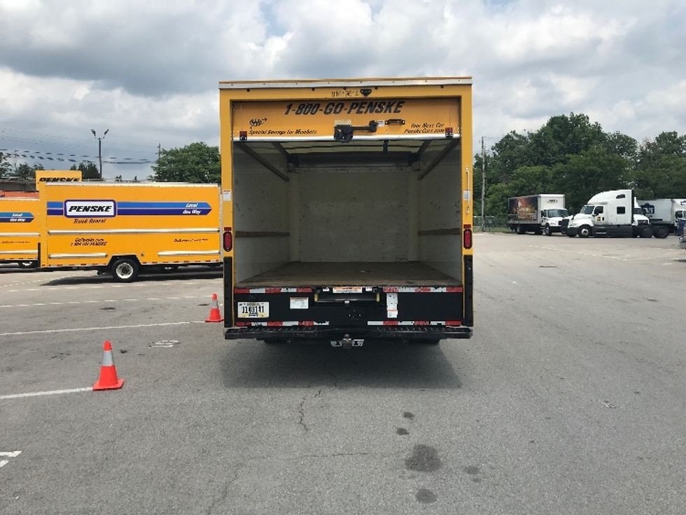 Light Duty Box Truck-Light and Medium Duty Trucks-GMC-2021-Savana G33903-Louisville-KY-95,691\n\t\tmiles-$ 26,250 - Image 8