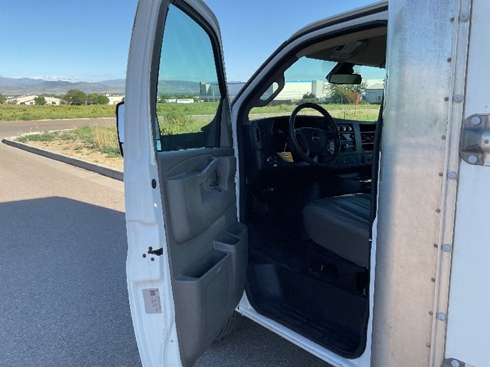 Light Duty Box Truck-Light and Medium Duty Trucks-GMC-2021-Savana G33903-Loveland-CO-89,253\n\t\tmiles-$ 31,250 - Image 16