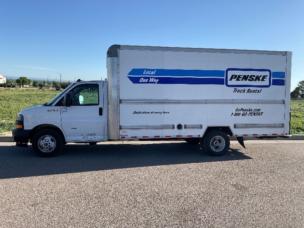 Light Duty Box Truck-Light and Medium Duty Trucks-GMC-2021-Savana G33903-Loveland-CO-89,253\n\t\tmiles-$ 31,250 - Image 4