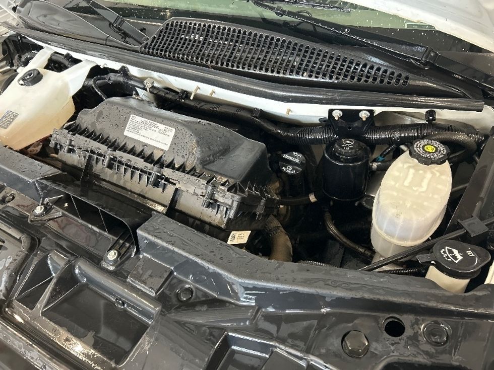 Light Duty Box Truck-Light and Medium Duty Trucks-GMC-2021-Savana G33903-Lowell-AR-123,145\n\t\tmiles-$ 26,500 - Image 22