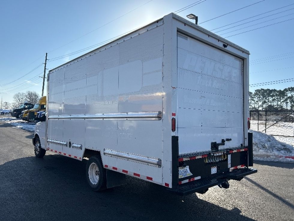 Light Duty Box Truck-Light and Medium Duty Trucks-GMC-2021-Savana G33903-Lowell-AR-123,145\n\t\tmiles-$ 26,500 - Image 5