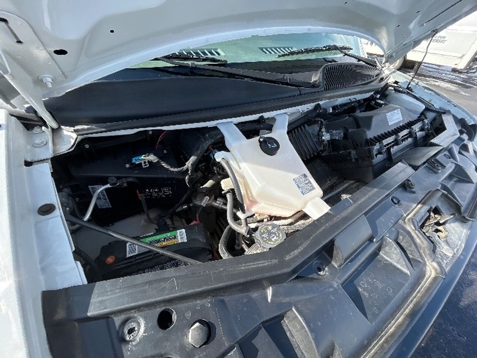 Light Duty Box Truck-Light and Medium Duty Trucks-GMC-2021-Savana G33903-Lowell-AR-90,701\n\t\tmiles-$ 30,250 - Image 20