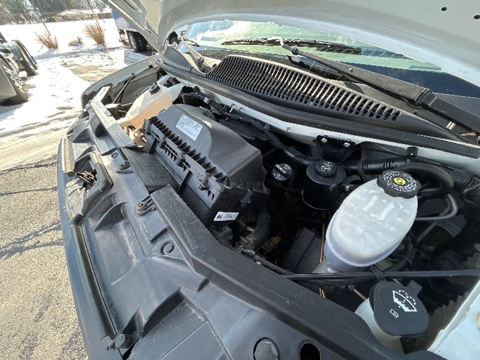 Light Duty Box Truck-Light and Medium Duty Trucks-GMC-2021-Savana G33903-Lowell-AR-90,701\n\t\tmiles-$ 30,250 - Image 21