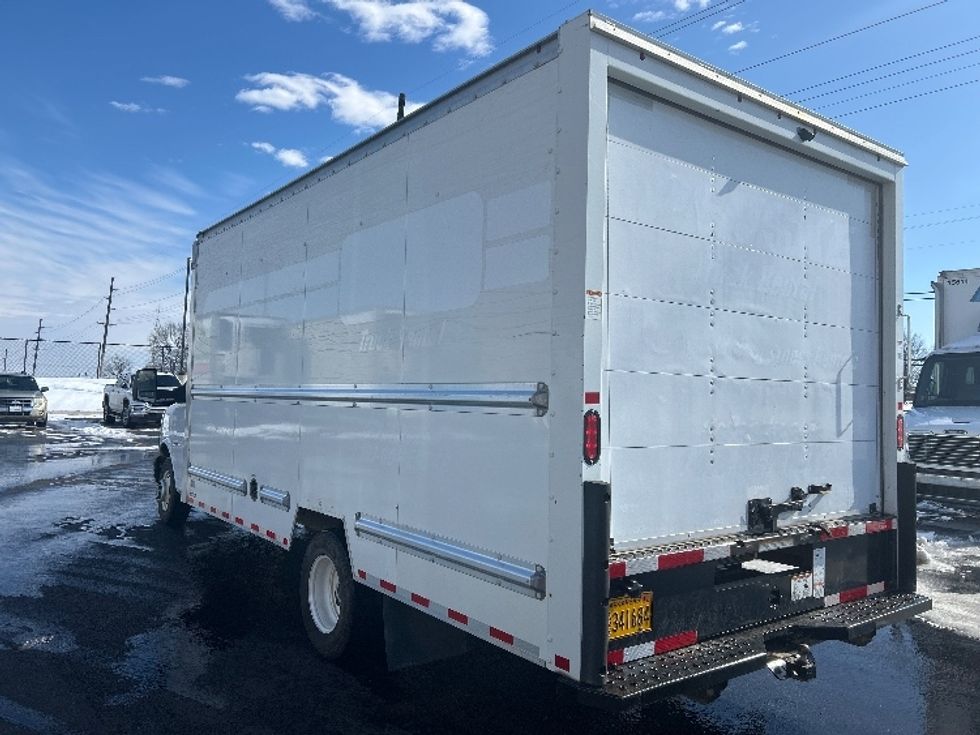 Light Duty Box Truck-Light and Medium Duty Trucks-GMC-2021-Savana G33903-Lowell-AR-90,701\n\t\tmiles-$ 30,250 - Image 5